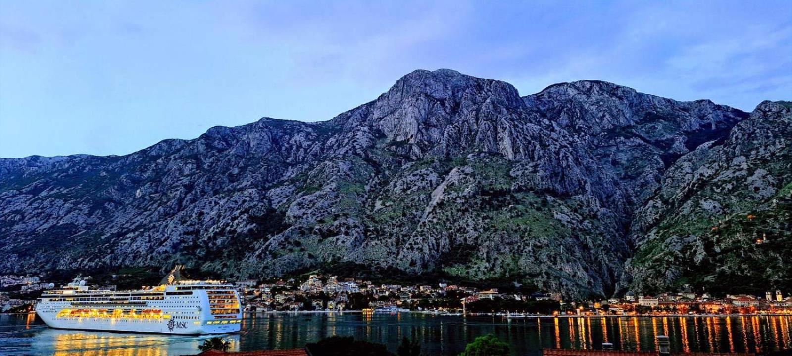 Apartment Vujosevic D&D Kotor Exterior photo
